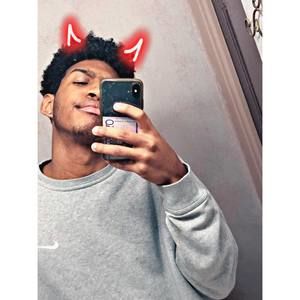 Meet your Posher, Omil